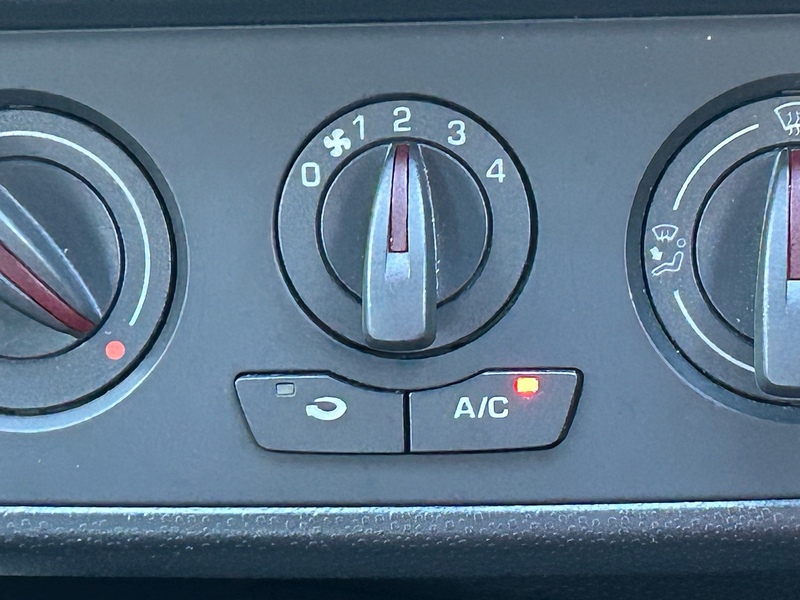 SEAT Ibiza TSI SE - U1538