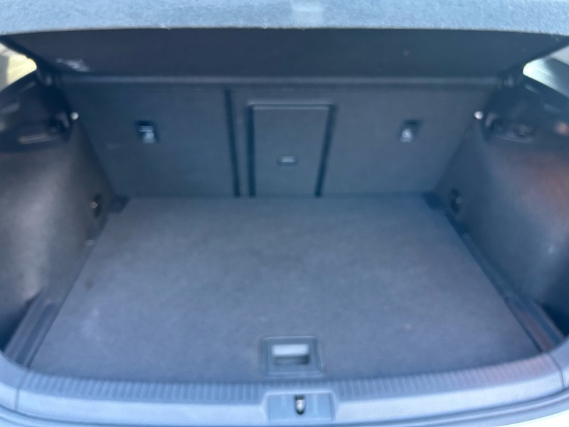 Volkswagen Golf TDI BlueMotion Tech SE - U1539