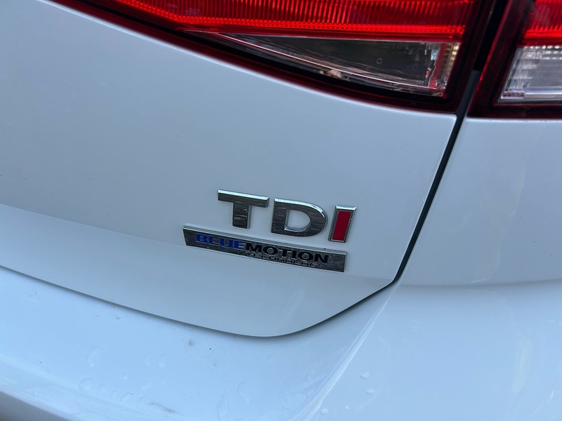 Volkswagen Golf TDI BlueMotion Tech SE - U1539