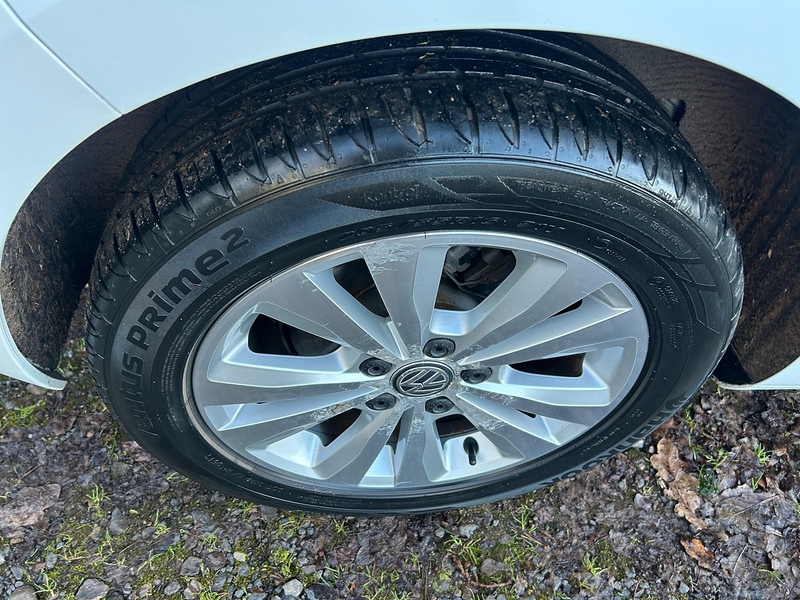 Volkswagen Golf TDI BlueMotion Tech SE - U1539