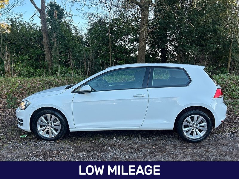 Volkswagen Golf TDI BlueMotion Tech SE - U1539