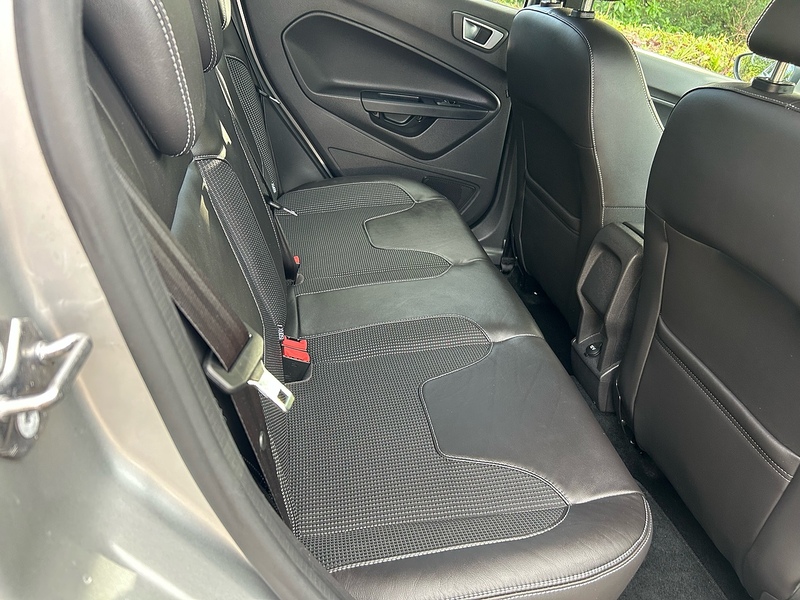 Ford Fiesta T EcoBoost Titanium X - U1544