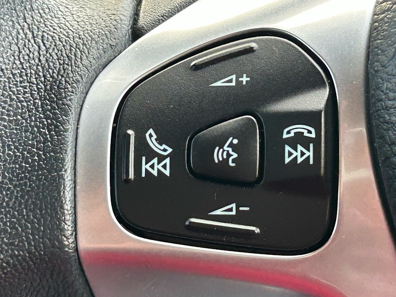 Ford Fiesta T EcoBoost Titanium X - U1544