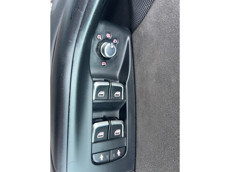 Audi Q3 TDI S line Plus - U1551