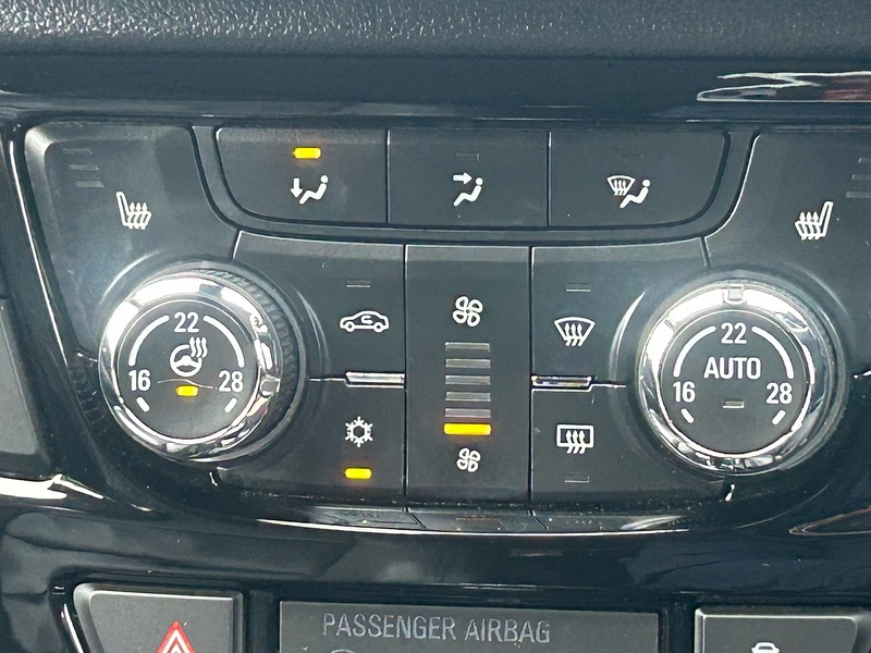 Vauxhall Mokka X i Turbo Elite Nav - U1555