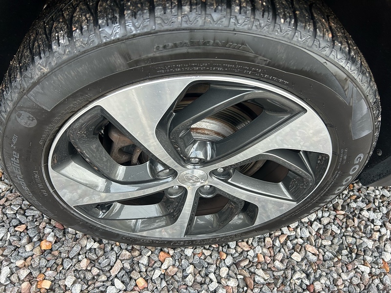 Hyundai TUCSON CRDi Blue Drive Premium - U1565