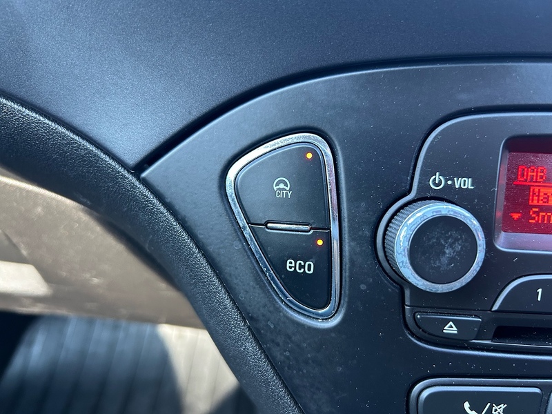 Vauxhall Corsa Van CDTi ecoFLEX - U1568