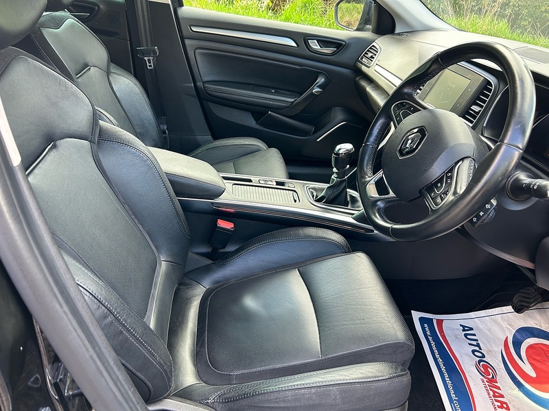 Renault Megane dCi Signature Nav - U1577