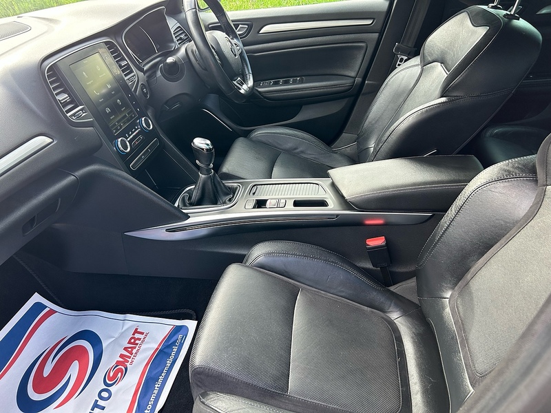 Renault Megane dCi Signature Nav - U1577