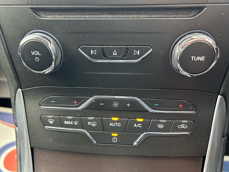 Ford Galaxy TDCi Titanium - U1584