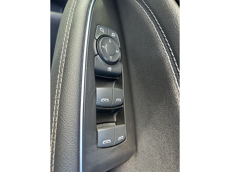 Vauxhall Insignia Turbo D ecoTEC Tech Line Nav - U1593