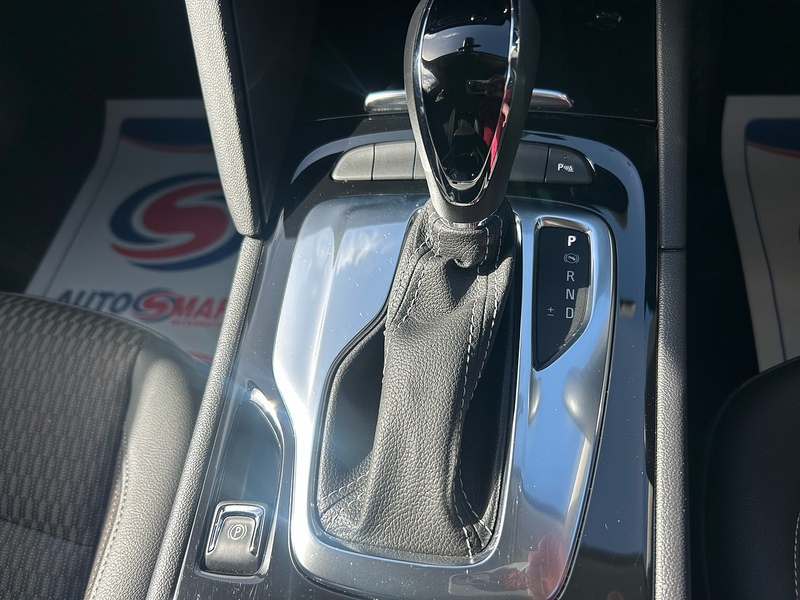 Vauxhall Insignia Turbo D ecoTEC Tech Line Nav - U1593