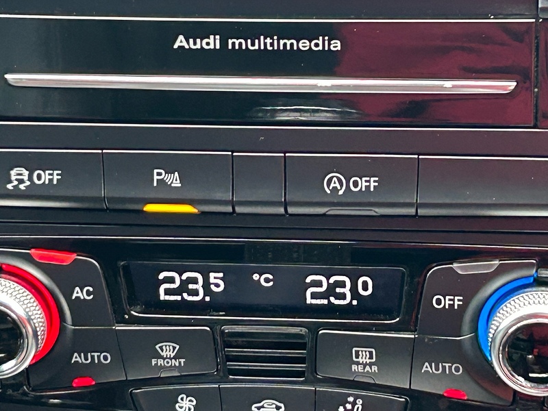 Audi A4 Avant TDI Black Edition - U1603
