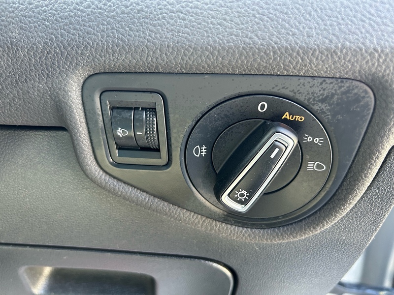 Volkswagen Touran TDI BlueMotion Tech SE Family - U1610