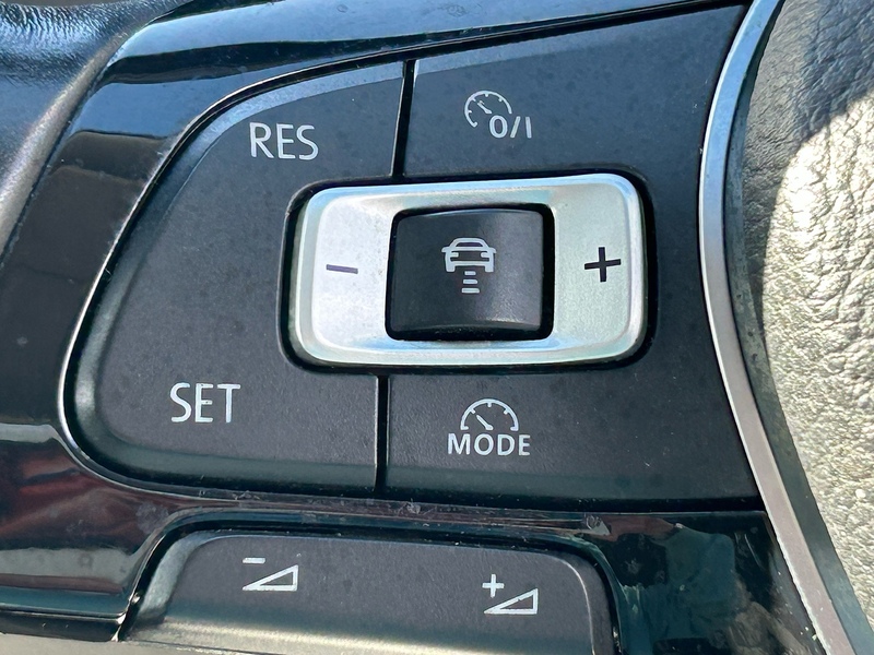 Volkswagen Touran TDI BlueMotion Tech SE Family - U1610