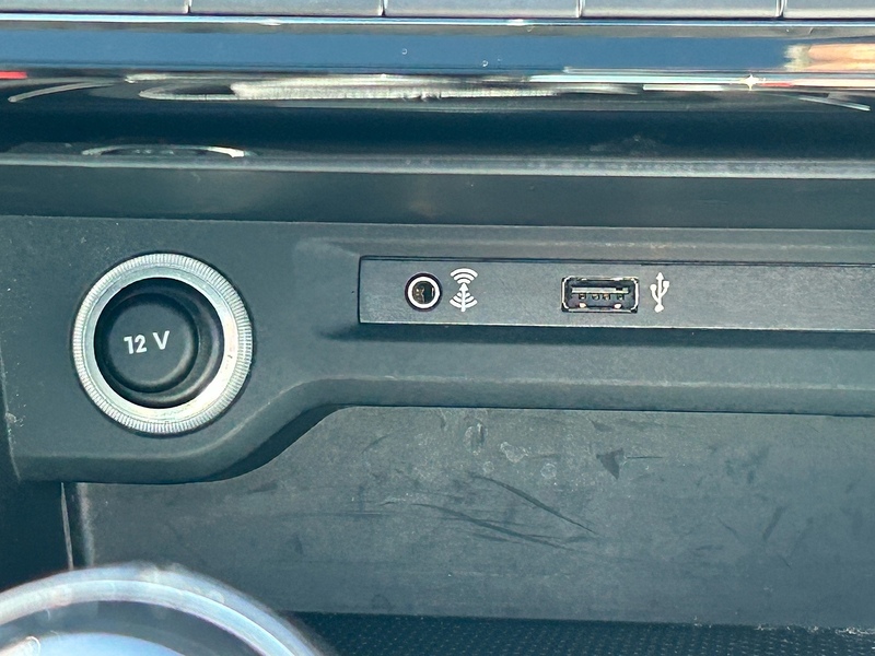 Volkswagen Touran TDI BlueMotion Tech SE Family - U1610