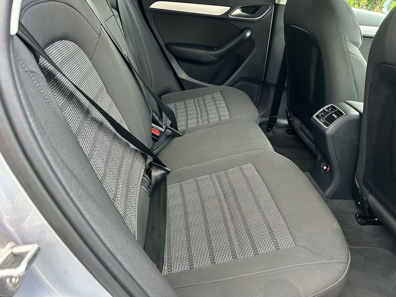 Audi Q3 TDI SE - U1622