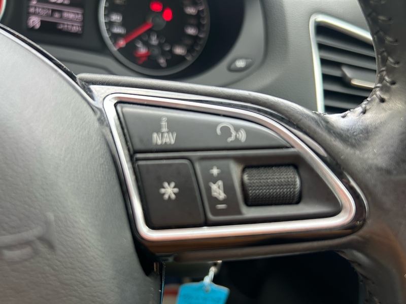 Audi Q3 TDI SE - U1622
