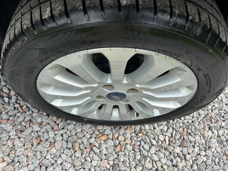 Ford Ka Zetec - U1626