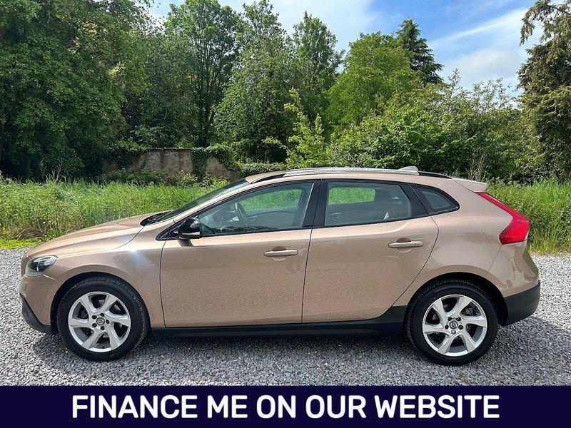 Volvo V40 Cross Country D2 Lux Nav - U1634