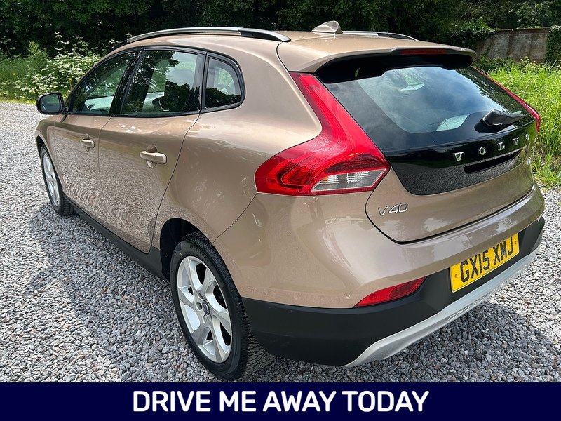 Volvo V40 Cross Country D2 Lux Nav - U1634