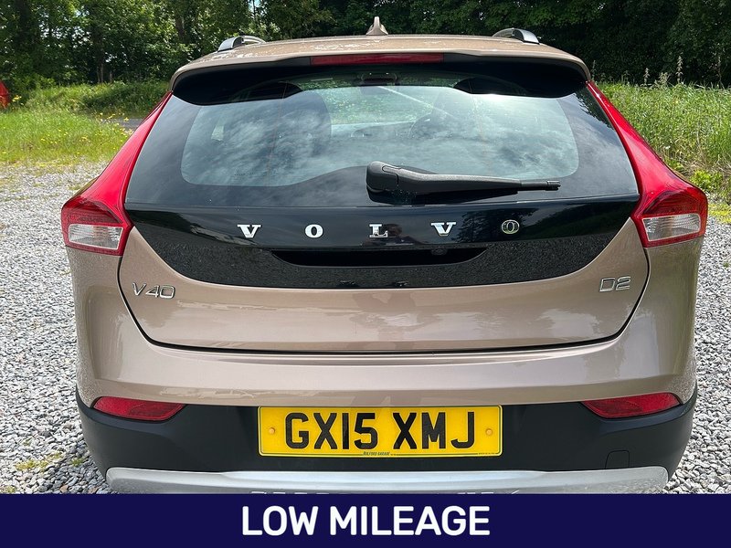 Volvo V40 Cross Country D2 Lux Nav - U1634