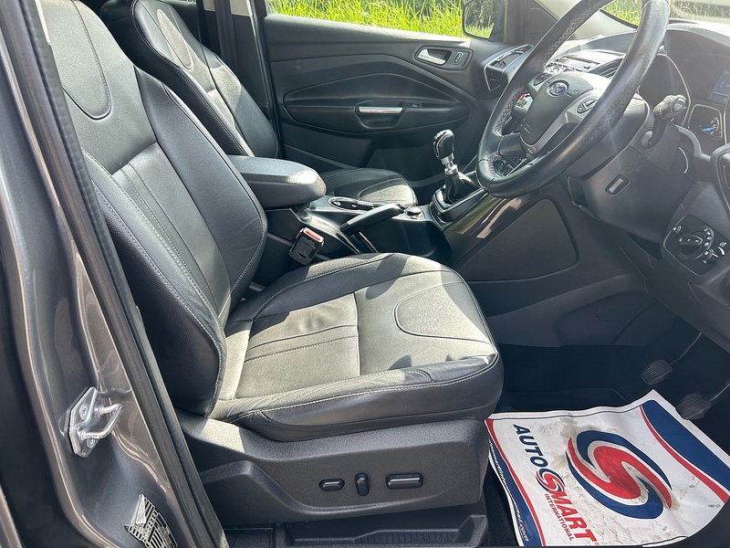 Ford Kuga TDCi Titanium X - U1637