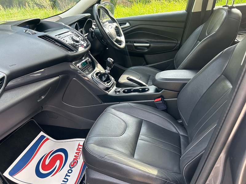 Ford Kuga TDCi Titanium X - U1637