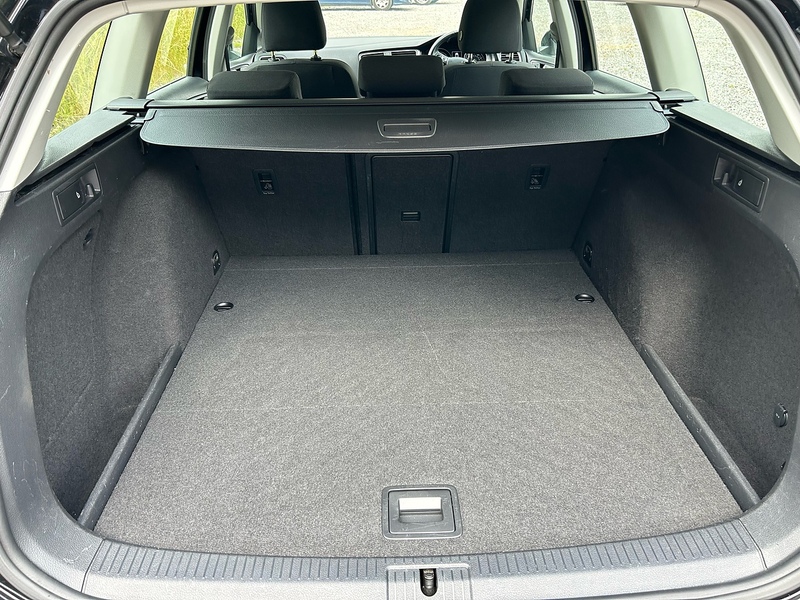 Volkswagen Golf TDI SE Nav - U1648