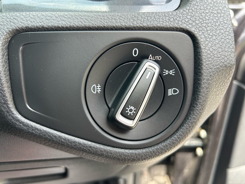 Volkswagen Golf TDI SE Nav - U1648