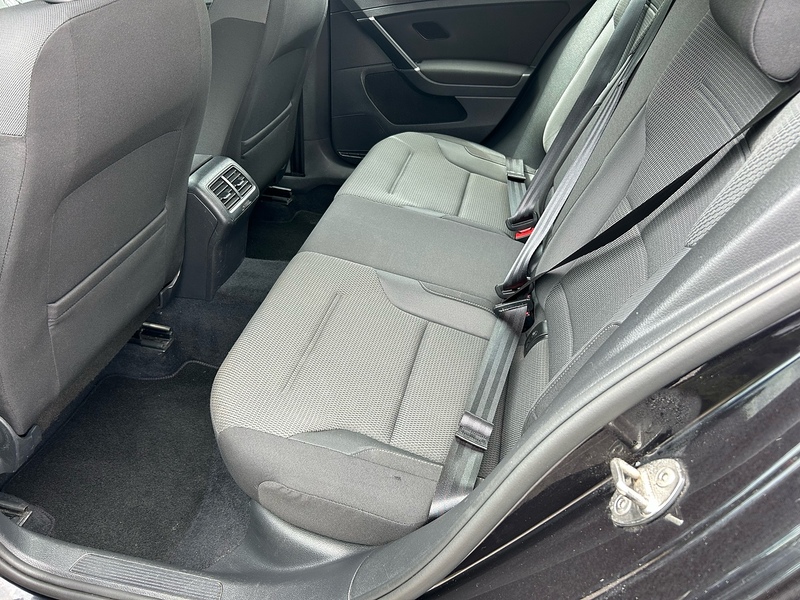 Volkswagen Golf TDI SE Nav - U1648