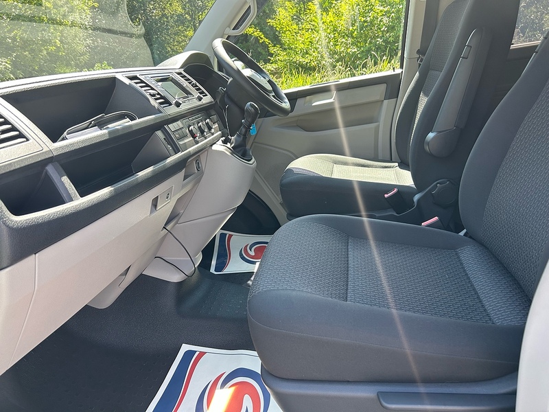 Volkswagen Transporter Shuttle TDI S - U1653