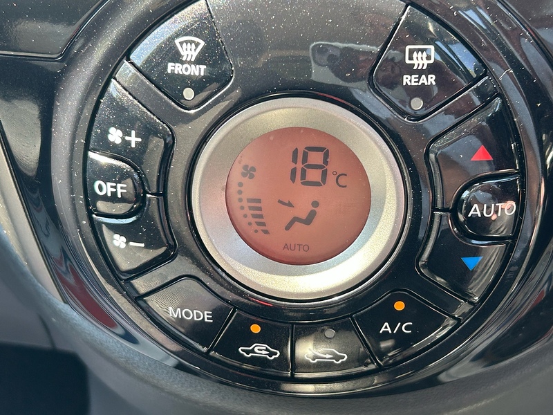 Nissan Micra Acenta - U1662