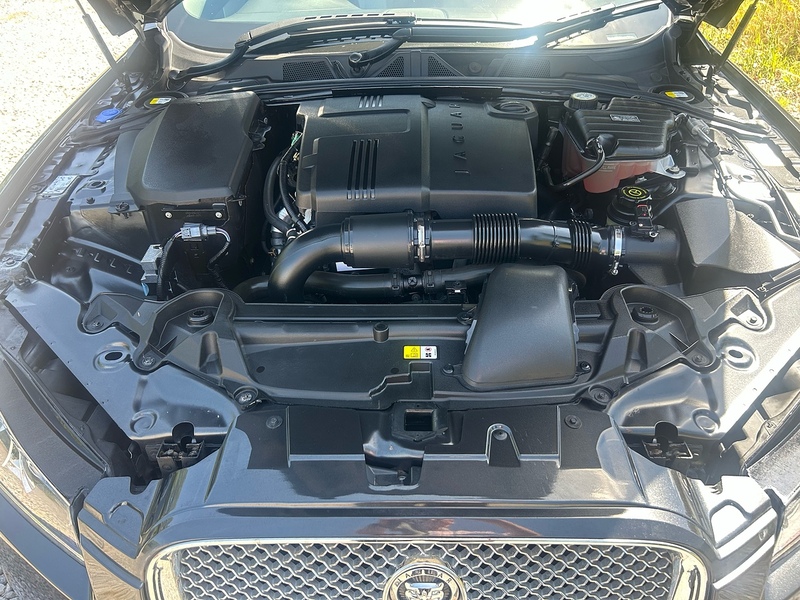 Jaguar XF d Luxury - U1663
