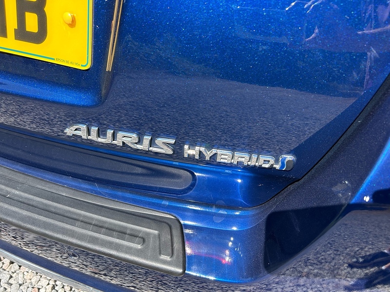 Toyota Auris VVT-h Excel - U1670