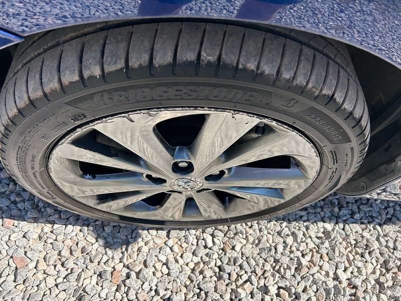 Toyota Auris VVT-h Excel - U1670