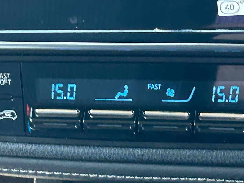 Toyota Auris VVT-h Excel - U1670