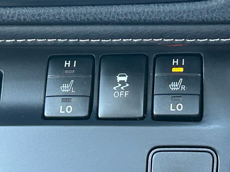 Toyota Auris VVT-h Excel - U1670