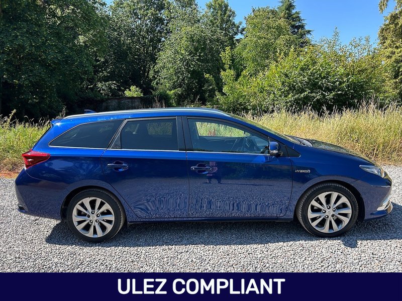 Toyota Auris VVT-h Excel - U1670