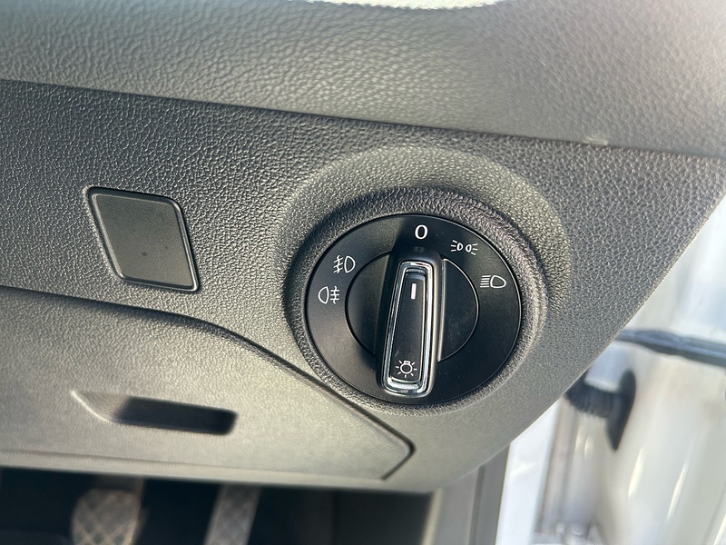 SEAT Leon TDI SE - U1693