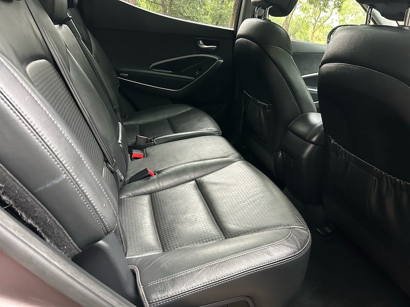 Hyundai Santa Fe CRDi Premium SE - U1700