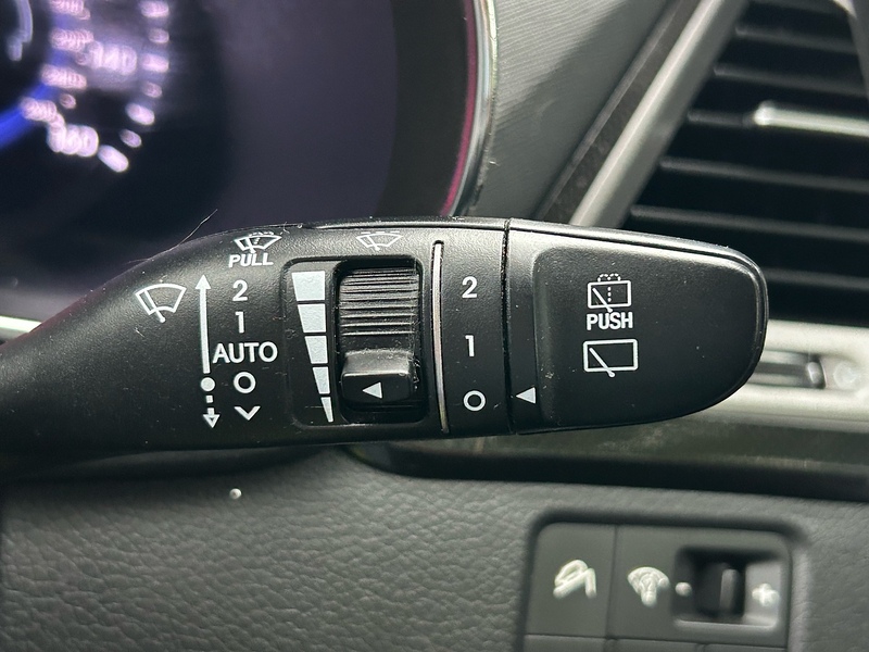 Hyundai Santa Fe CRDi Premium SE - U1700
