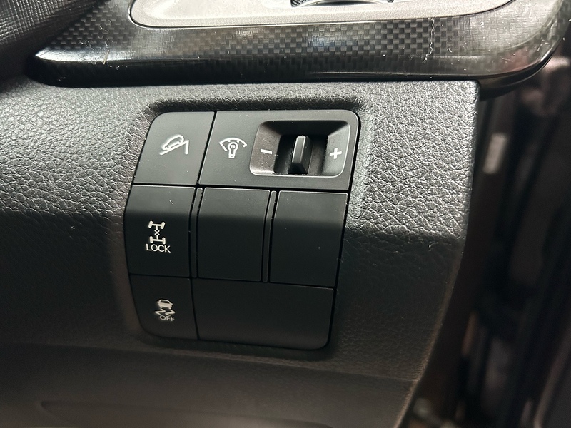 Hyundai Santa Fe CRDi Premium SE - U1700