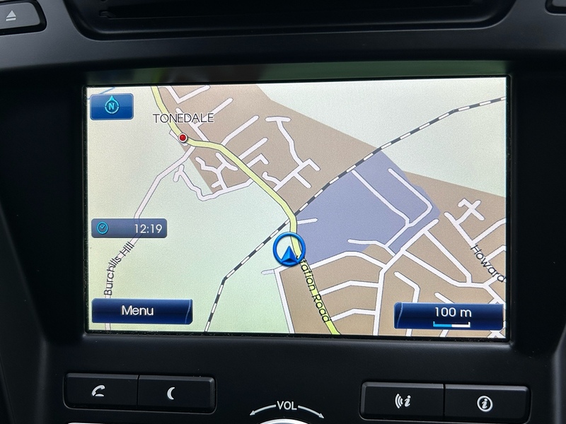 Hyundai Santa Fe CRDi Premium SE - U1700