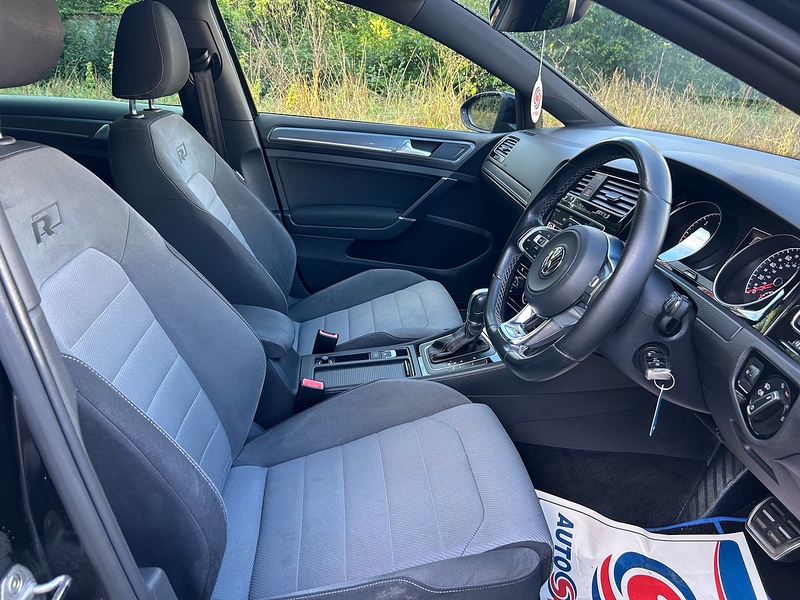 Volkswagen Golf TDI BlueMotion Tech R-Line Edition - U1703