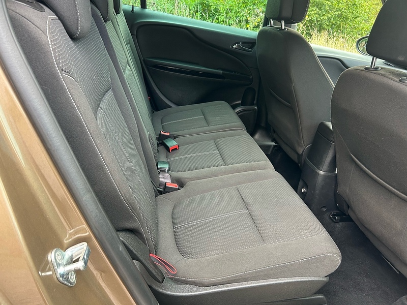 Vauxhall Zafira Tourer CDTi SRi - U1705