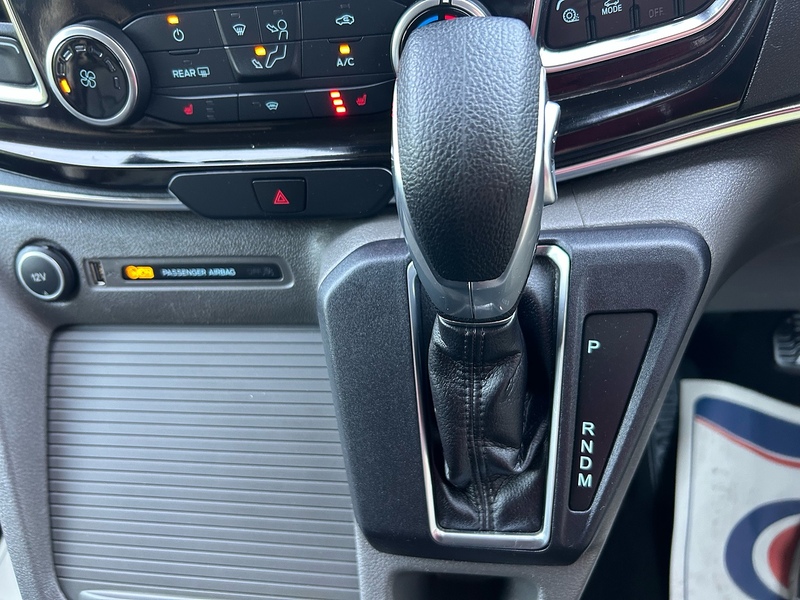 Ford Tourneo Custom 320 EcoBlue Titanium X - U1719