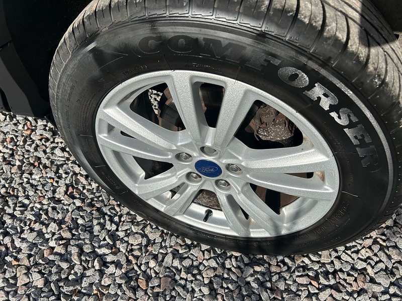 Ford Kuga TDCi EcoBlue Zetec - U1724