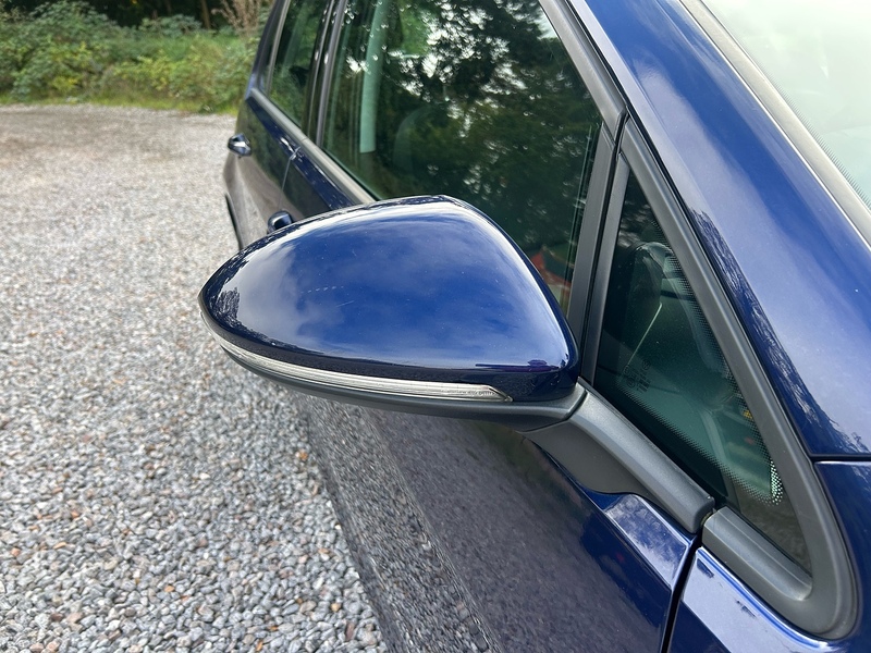 Volkswagen Golf TDI SE - U1726