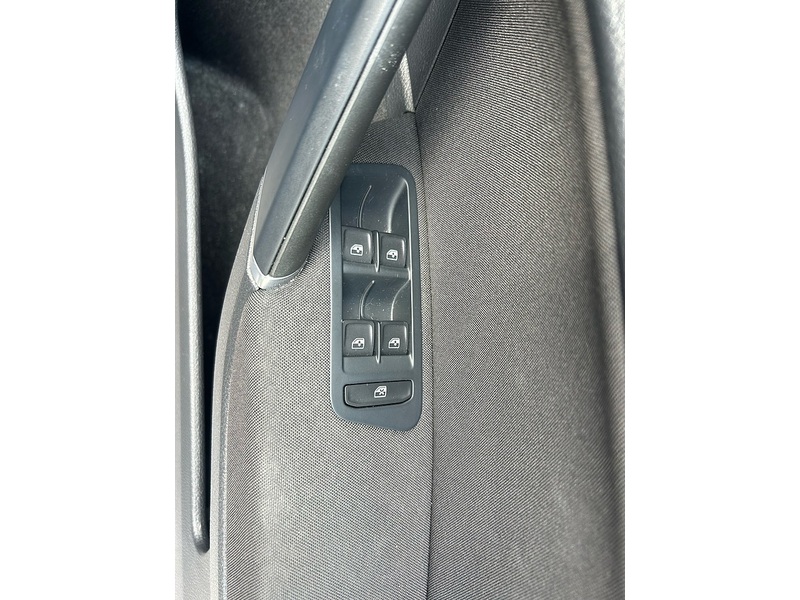 Volkswagen Golf TDI SE - U1726